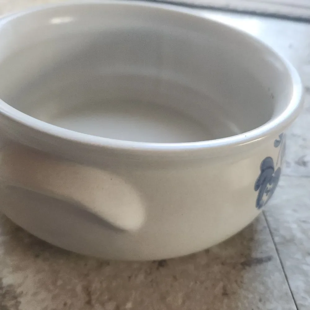 Pfaltzgraff yorktowne 2qt